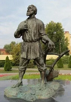 Памятники